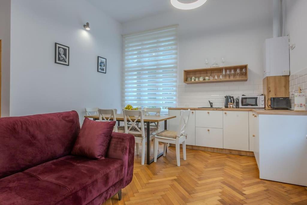 Gb4 By Rentable * Brasov